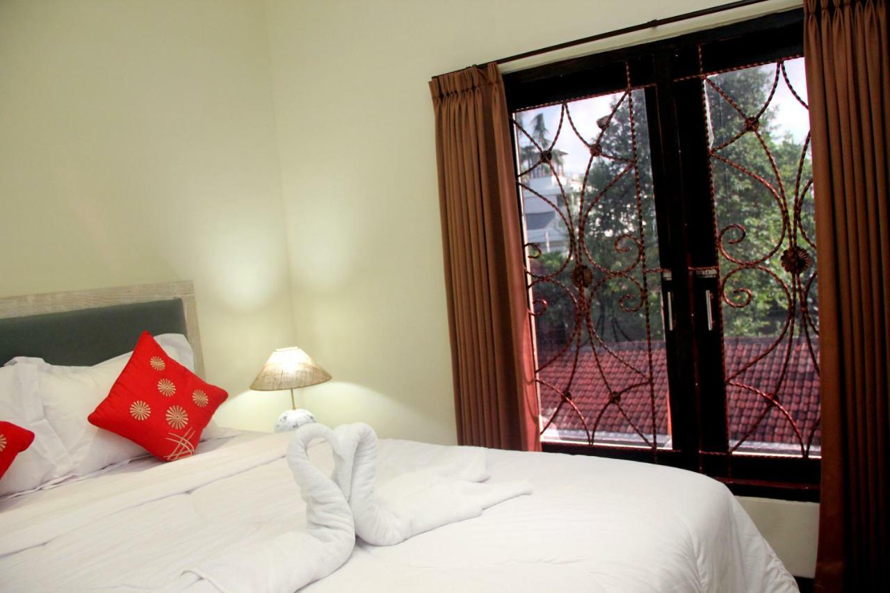 Ala Hostel Seminyak Exteriör bild